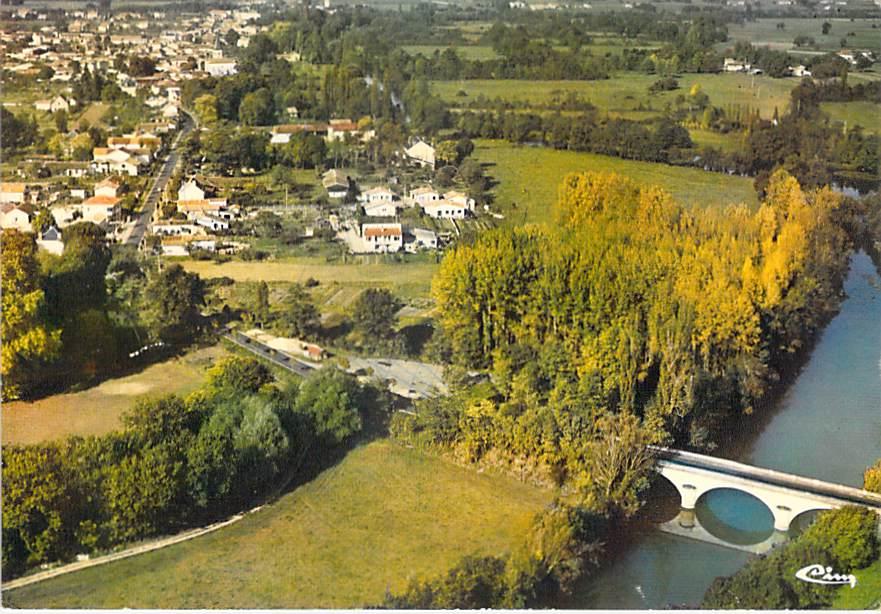 D'un bac au pont de pierre