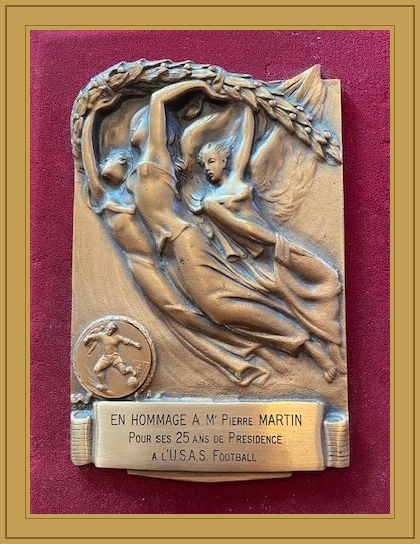 Hommage à un président bâtisseur